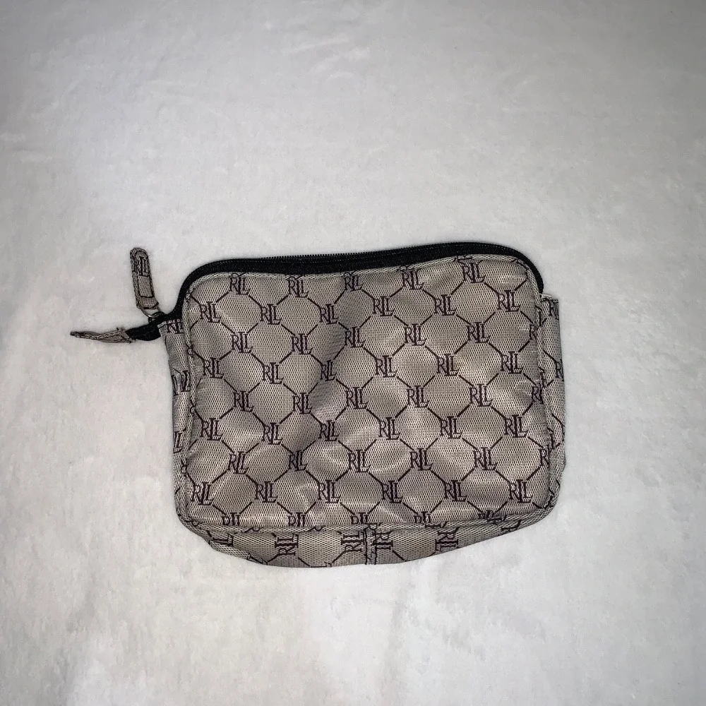 Lauren Ralph Lauren Monogram‎ Pouch Cosmetic Bag Travel Accessory Small - Picture 3 of 8